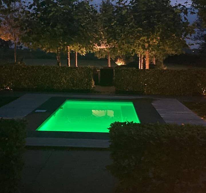 Heeft u altijd al de droom gehad om een zwembad in uw achtertuin te hebben?